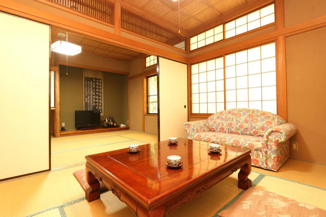 あじわいの心 金時山荘 Hotel Хаконе Екстериор снимка